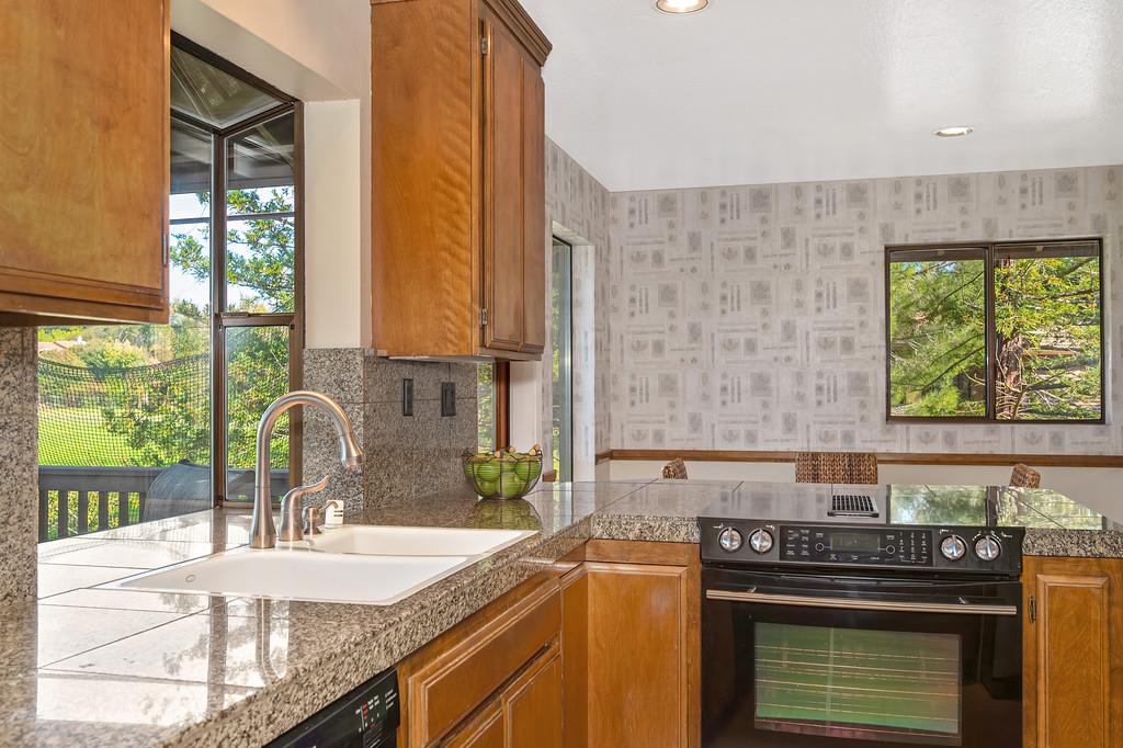 6911 Pescado Circle