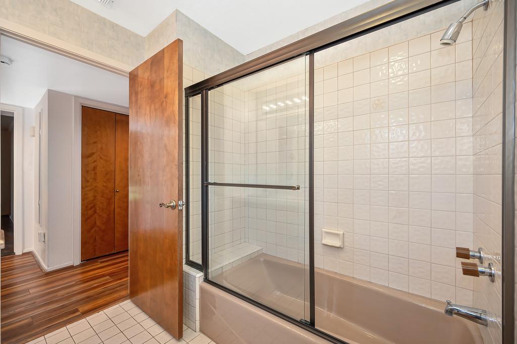 6911 Pescado Circle