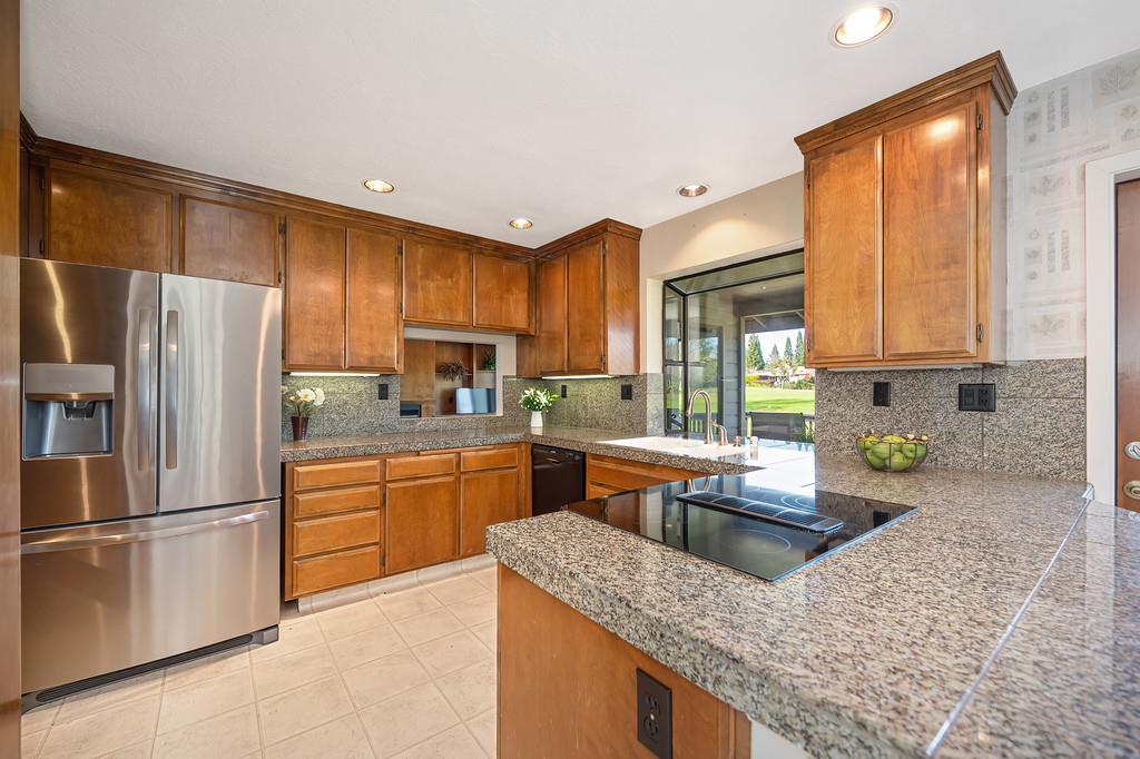 6911 Pescado Circle