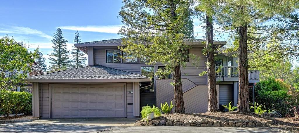 6911 Pescado Circle