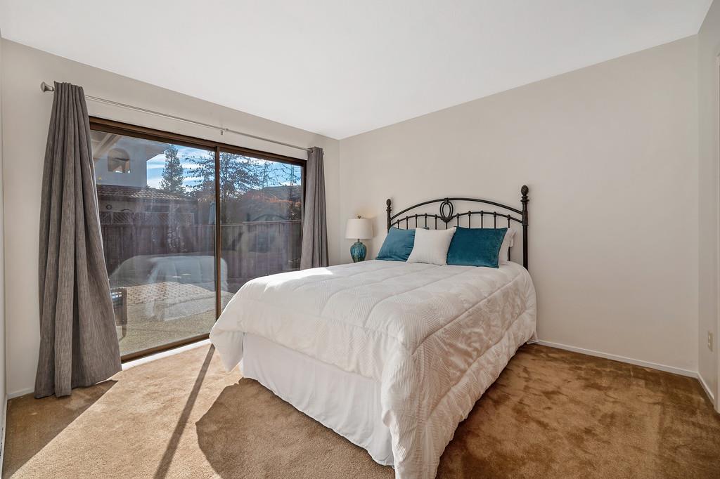6911 Pescado Circle