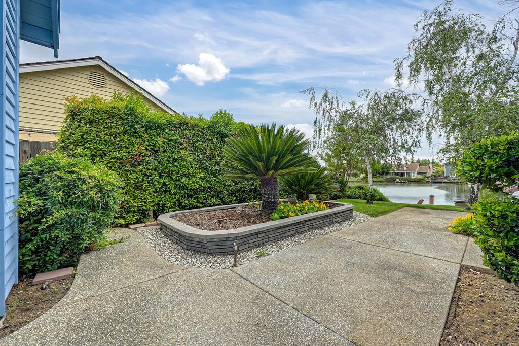 5904 Bar Harbour Court