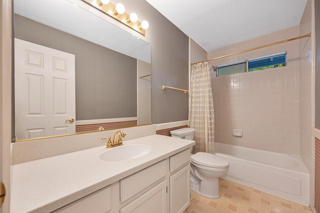 5904 Bar Harbour Court