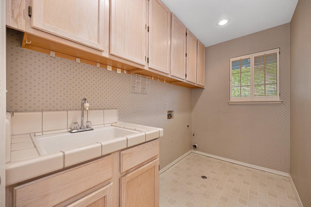 5904 Bar Harbour Court