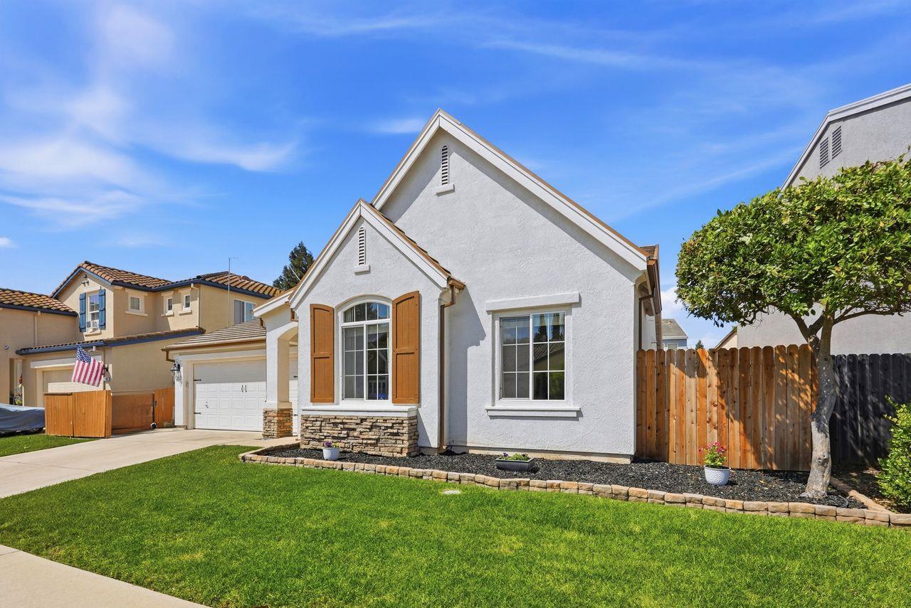 9576 Arcada Court
