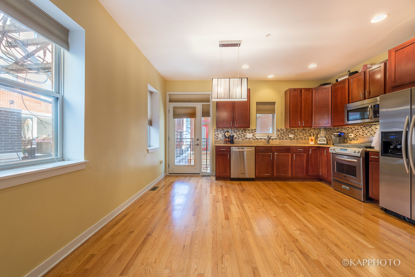 1240 W Monroe Street Unit: 11R