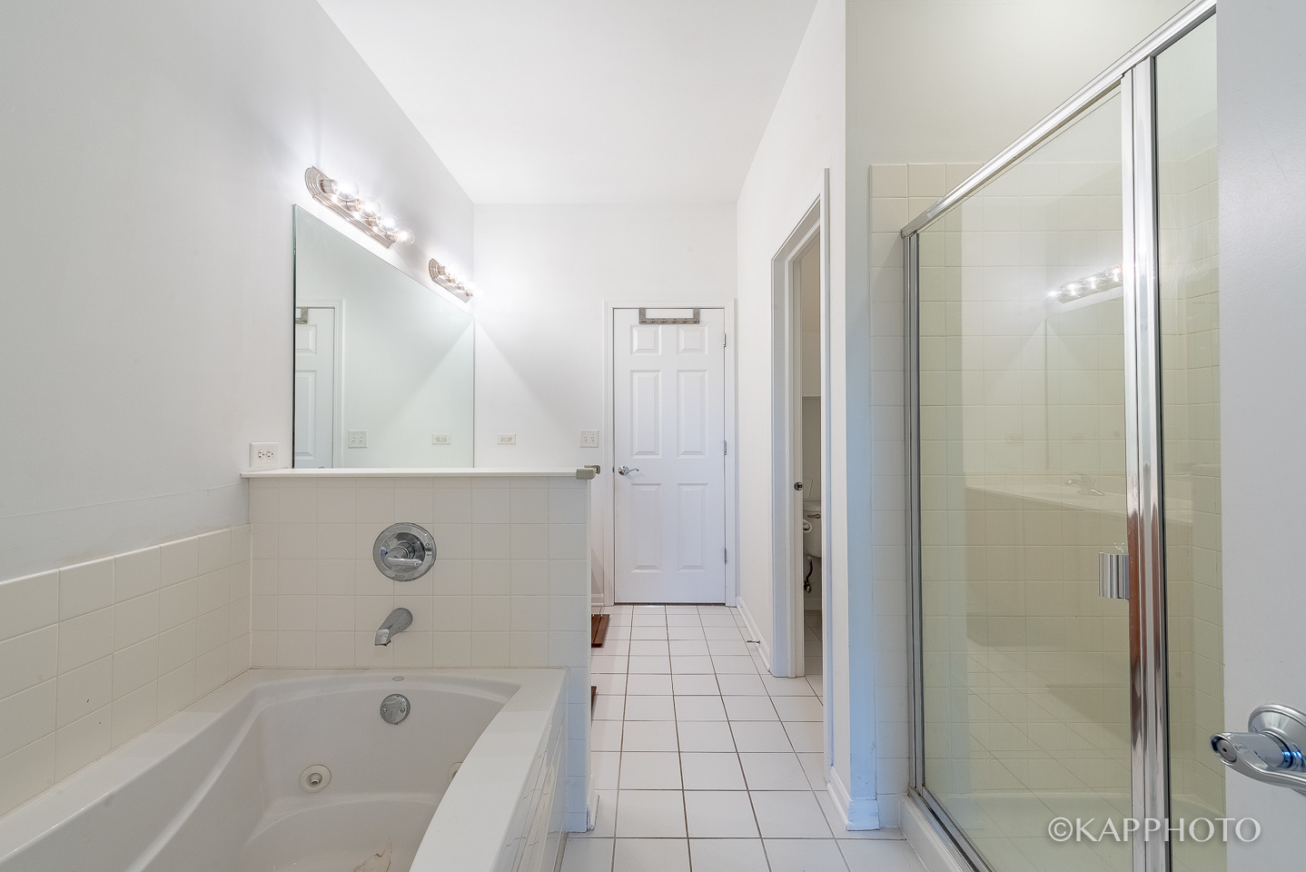 2507 S Calumet Avenue