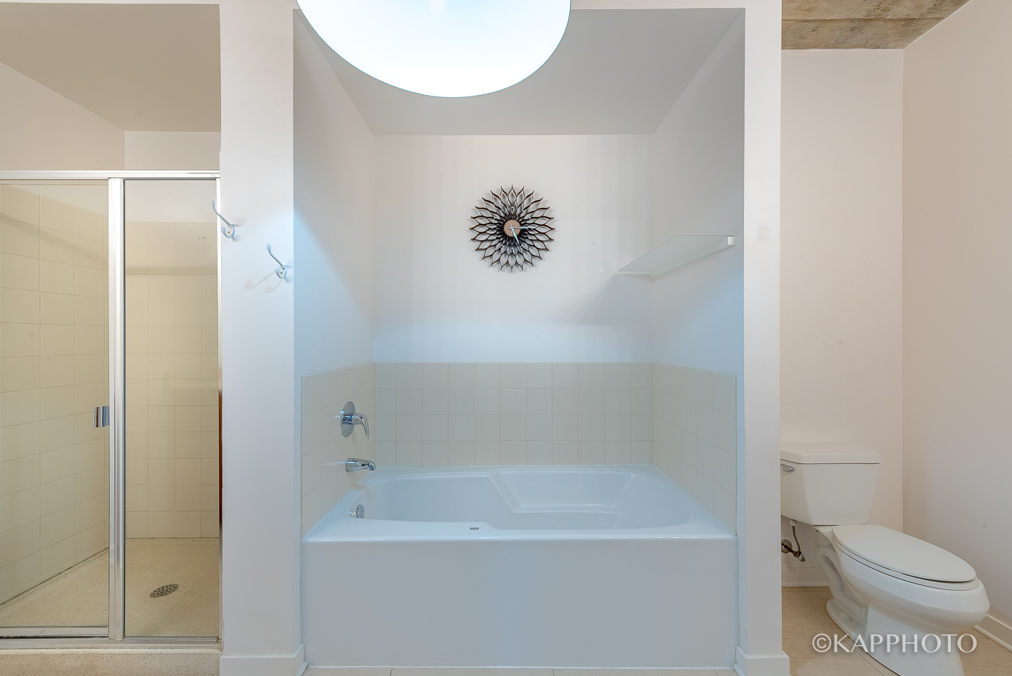 611 S Wells Street Unit: 2406