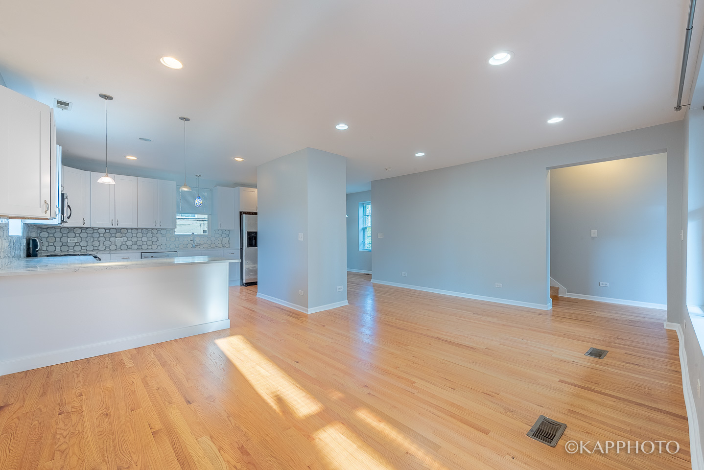 1926 N Sawyer Avenue