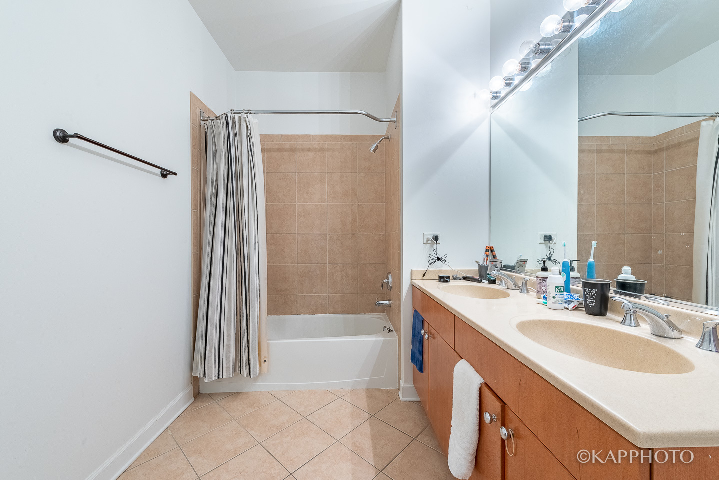 757 W Liberty Street Unit: 207