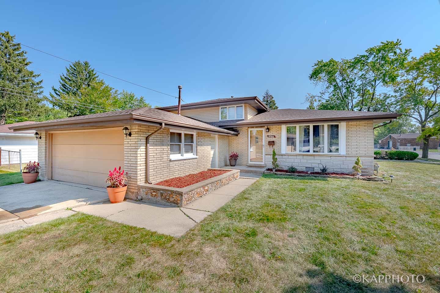 16841 Louis Court