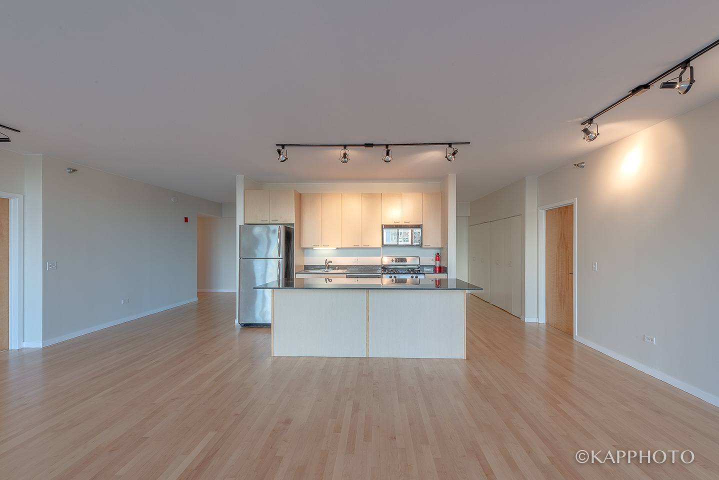 1845 S Michigan Avenue Unit: 607-608