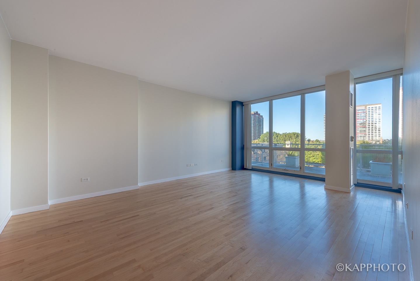 1845 S Michigan Avenue Unit: 607-608