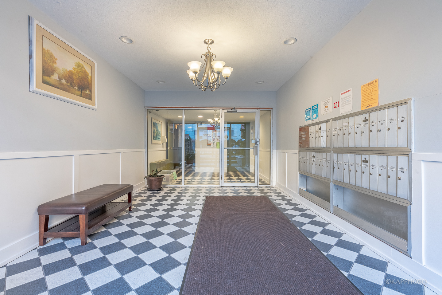 5950 N Kenmore Avenue Unit: 205