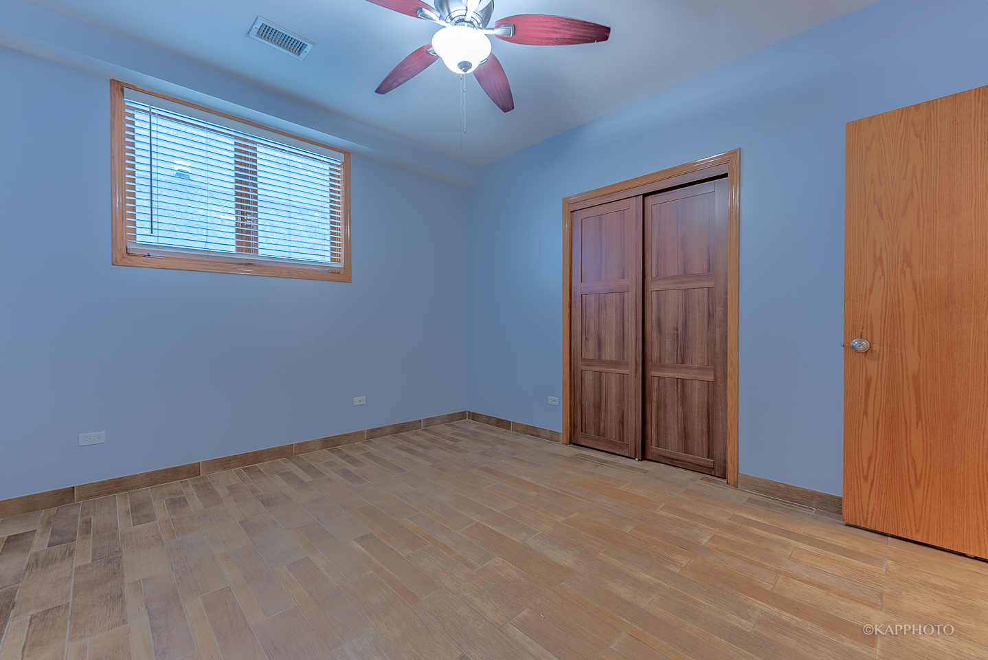 741 S Claremont Avenue Unit: G