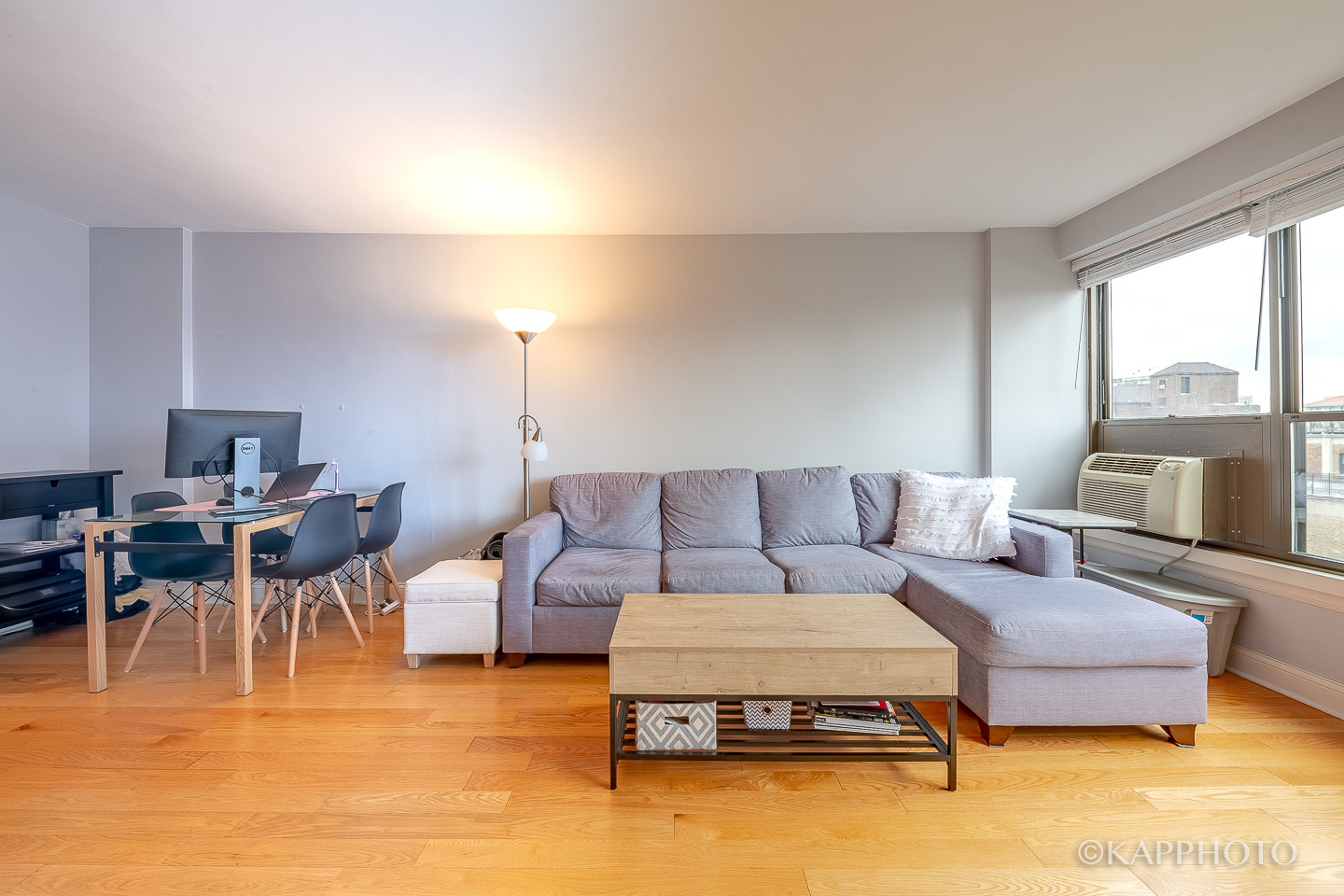 2930 N Sheridan Road Unit: 903