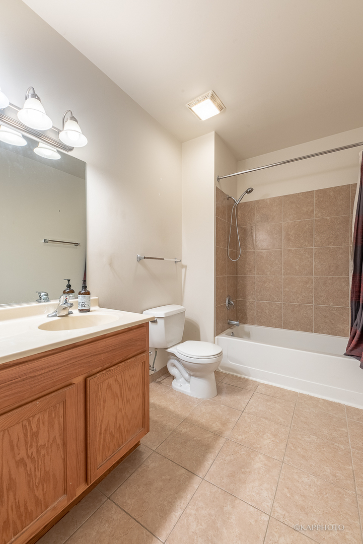 3522 S State Street Unit: 306