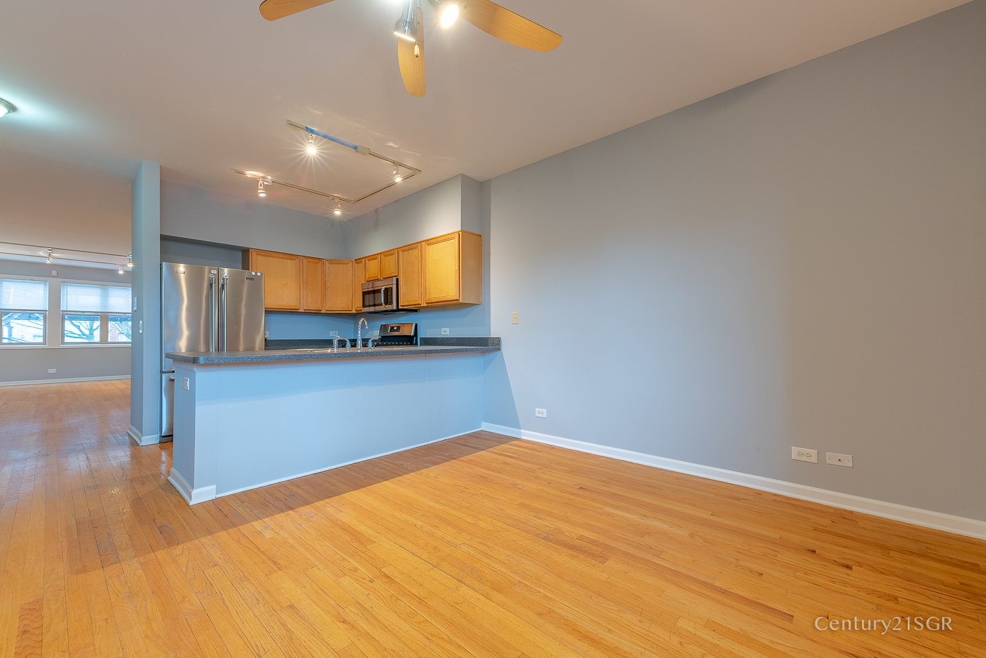 4507 S Lake Park Avenue Unit: 1S