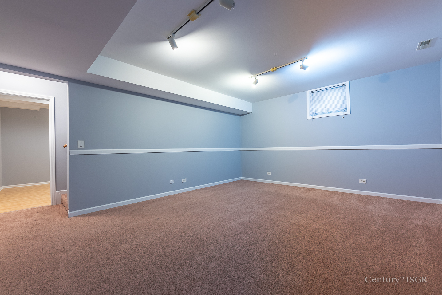 4507 S Lake Park Avenue Unit: 1S