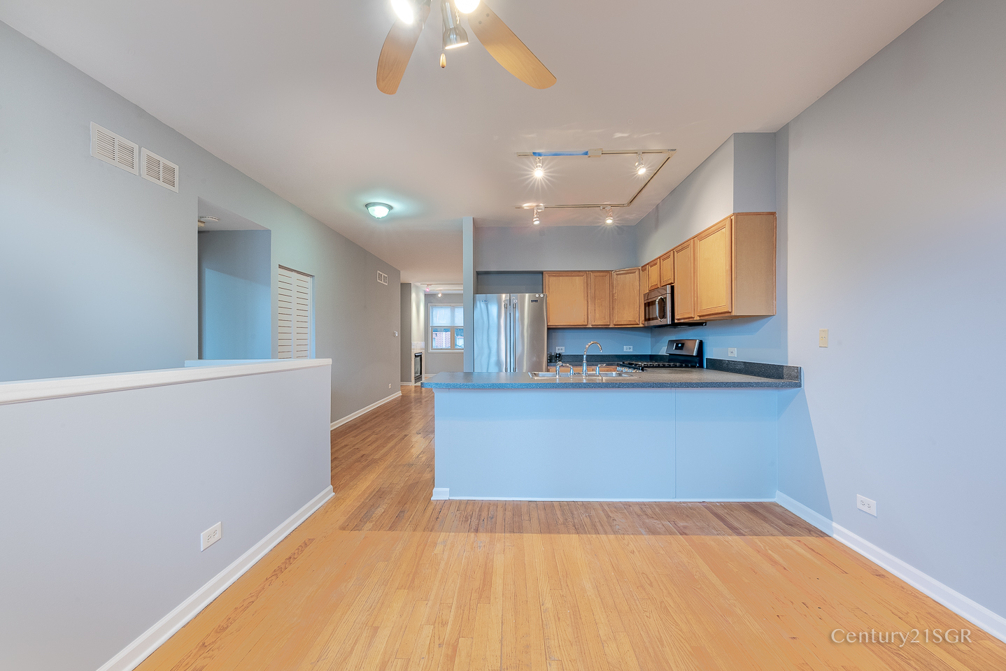 4507 S Lake Park Avenue Unit: 1S