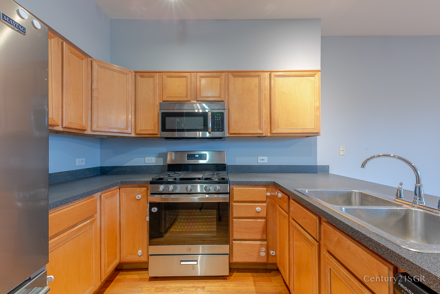 4507 S Lake Park Avenue Unit: 1S
