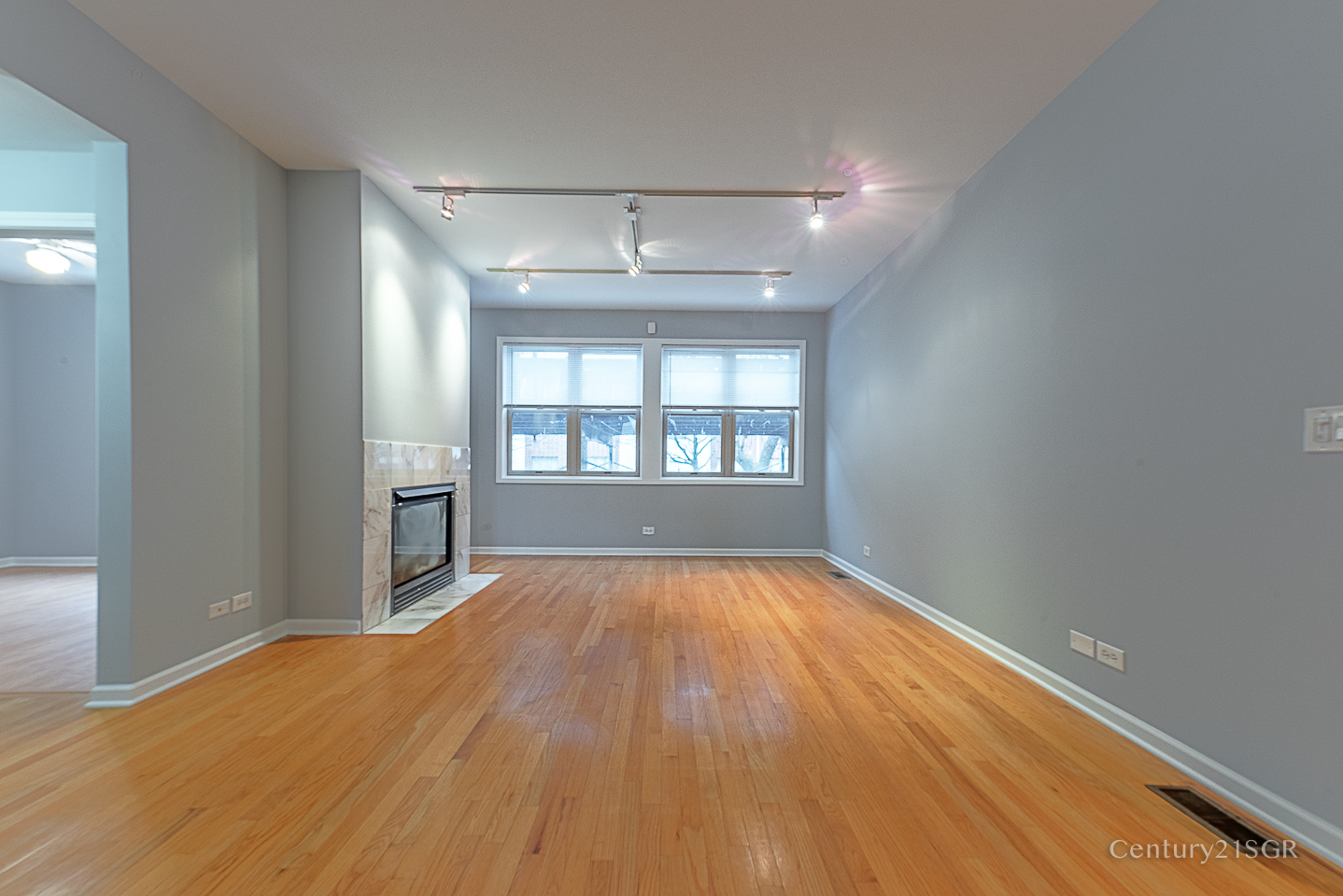 4507 S Lake Park Avenue Unit: 1S