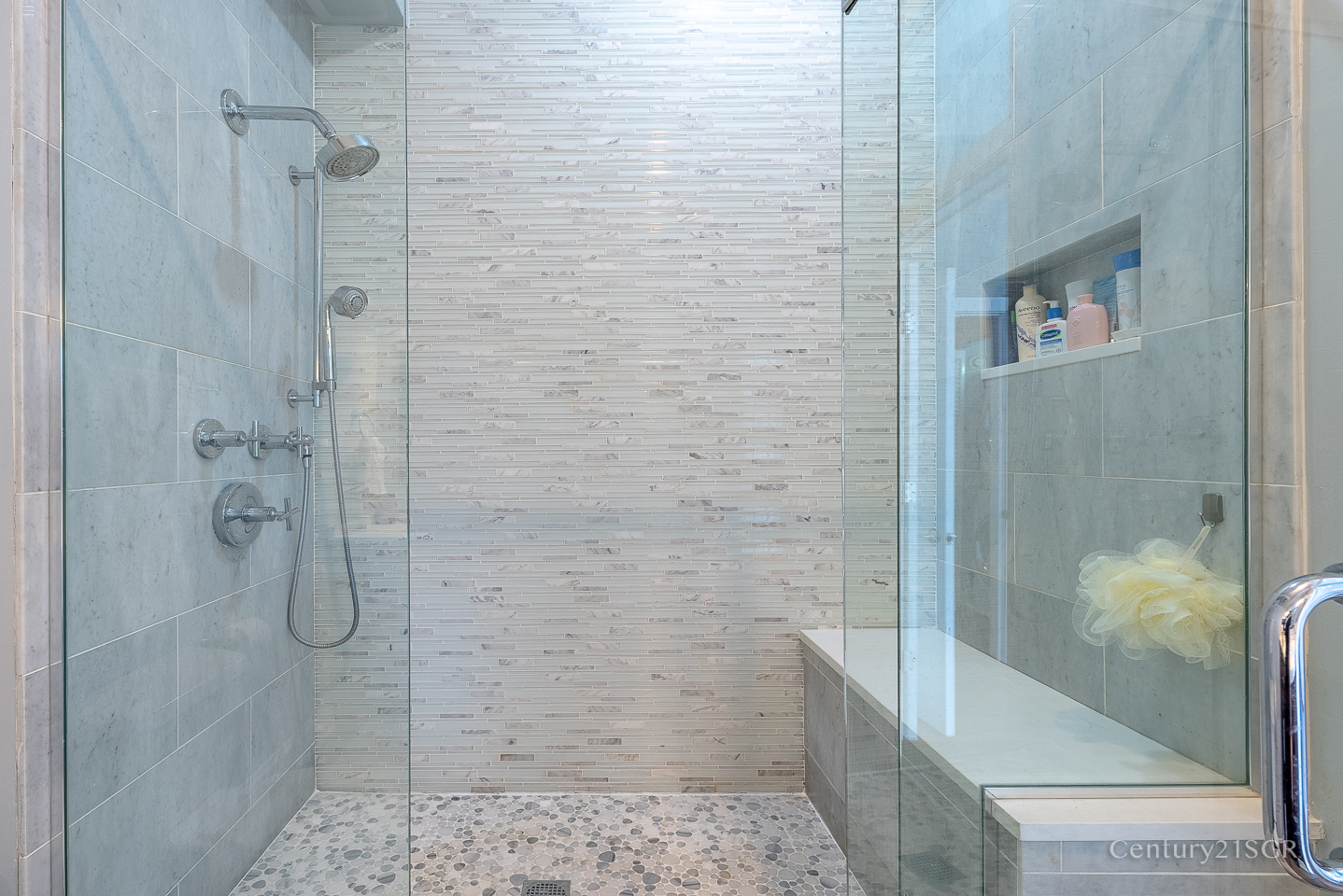 939 W Madison Street Unit: 301