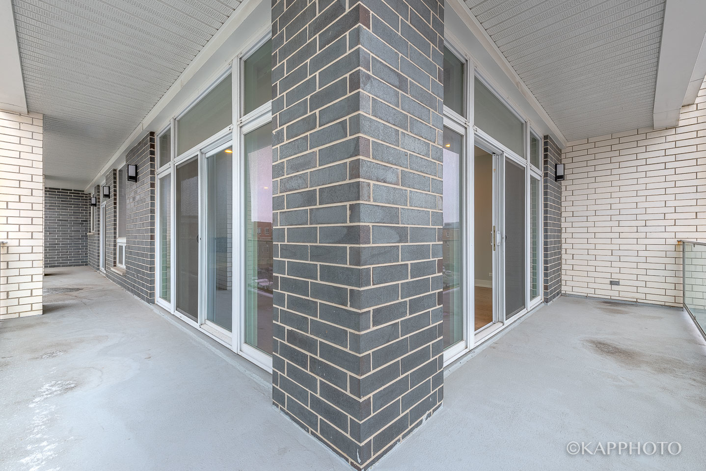 236 S Racine Avenue Unit: 401