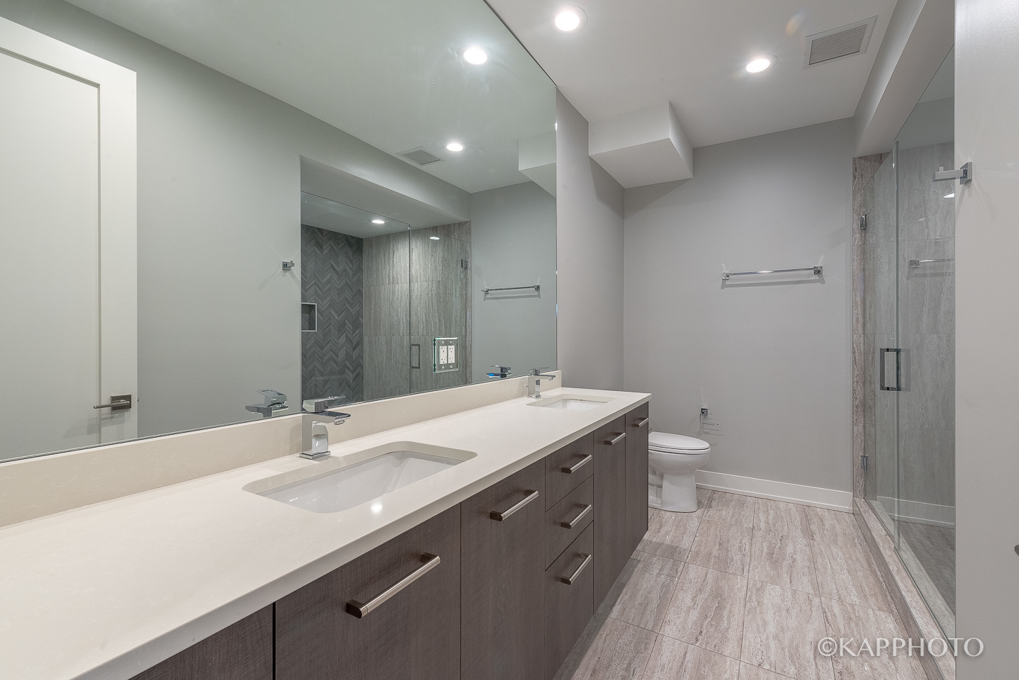 236 S Racine Avenue Unit: 401