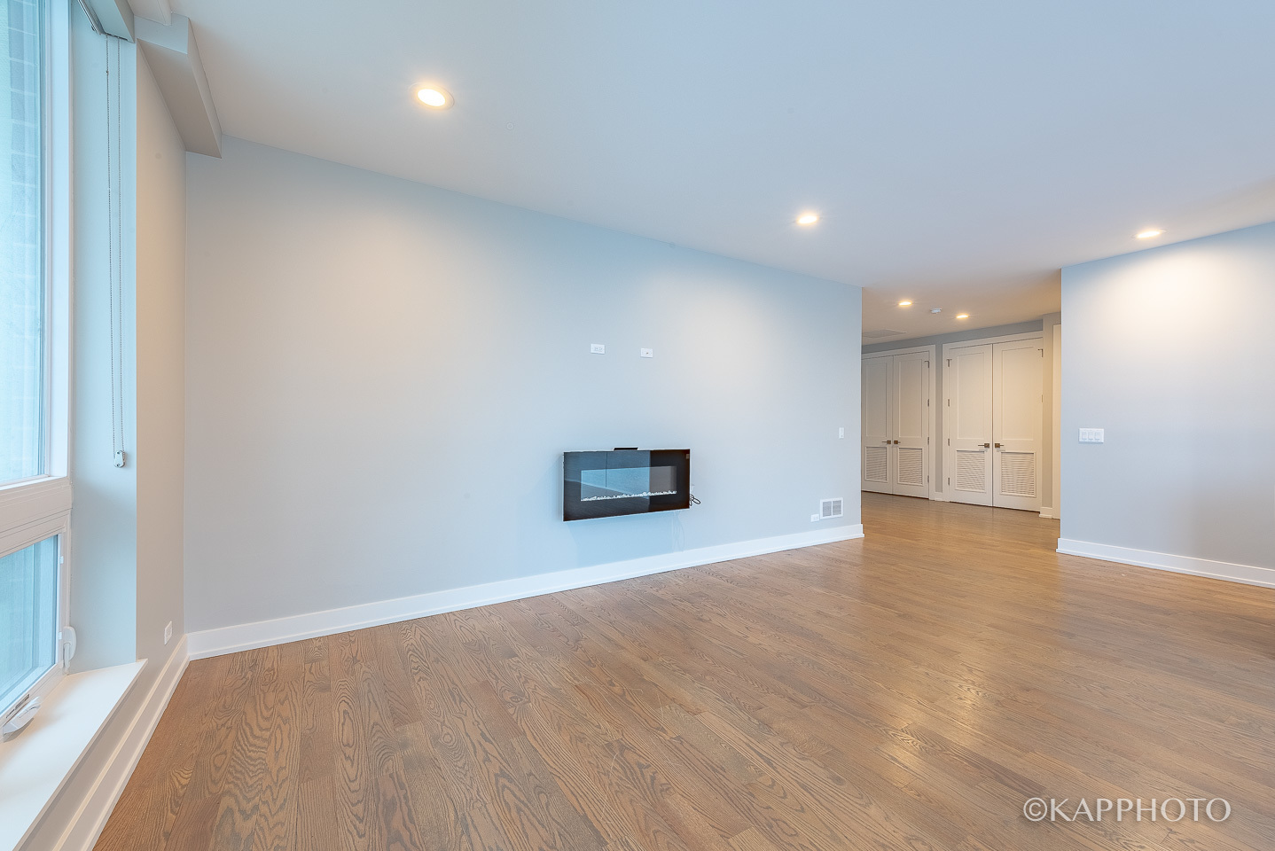 236 S Racine Avenue Unit: 401