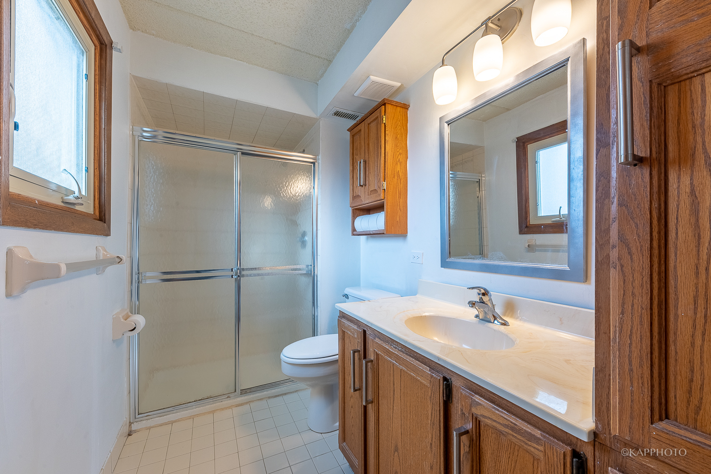 6300 W Montrose Avenue Unit: 201