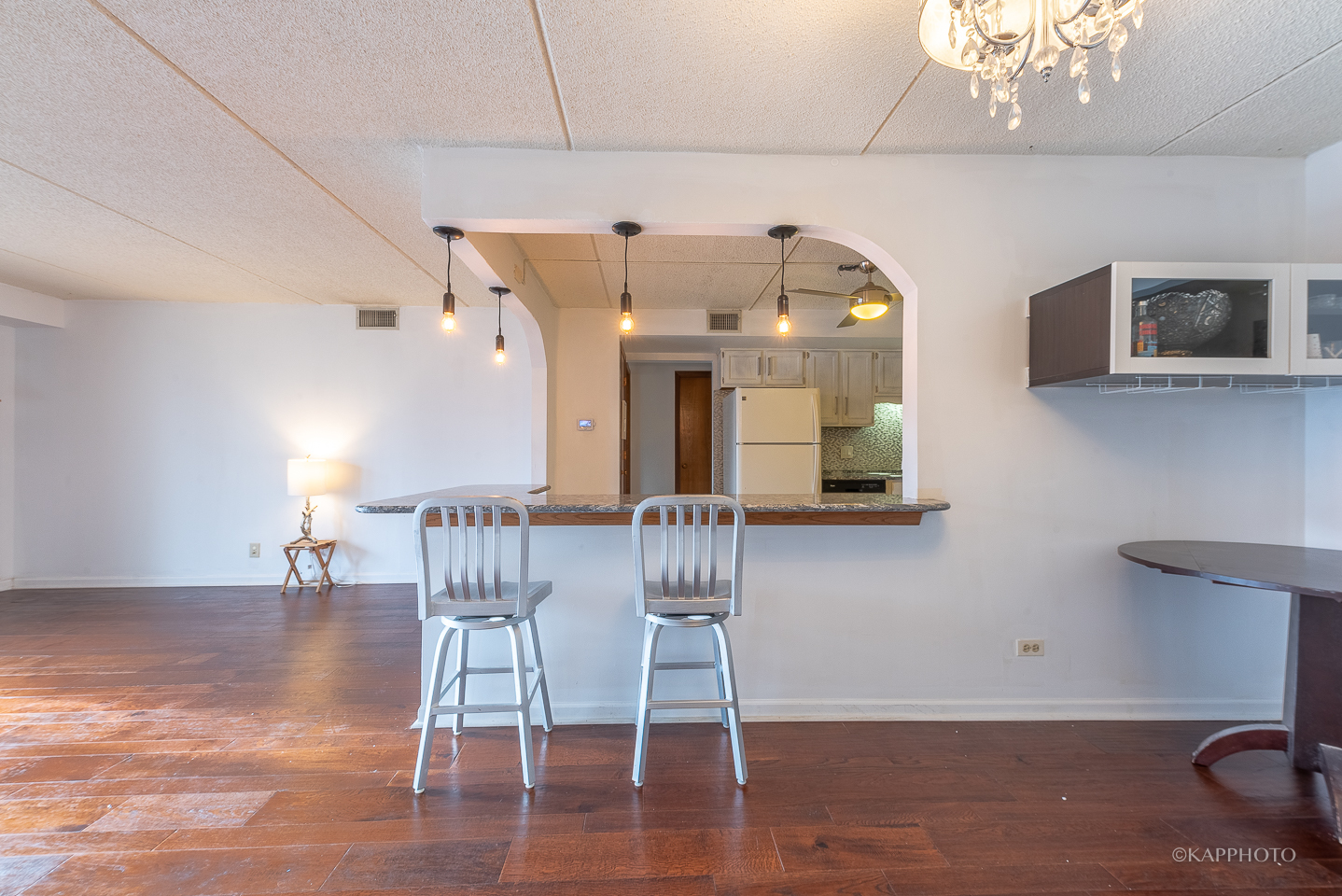 6300 W Montrose Avenue Unit: 201