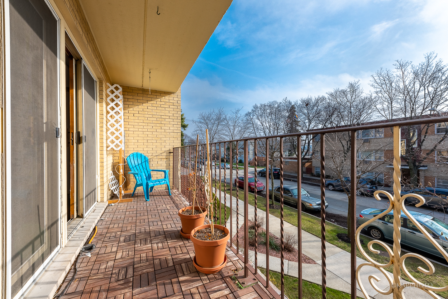 6300 W Montrose Avenue Unit: 201
