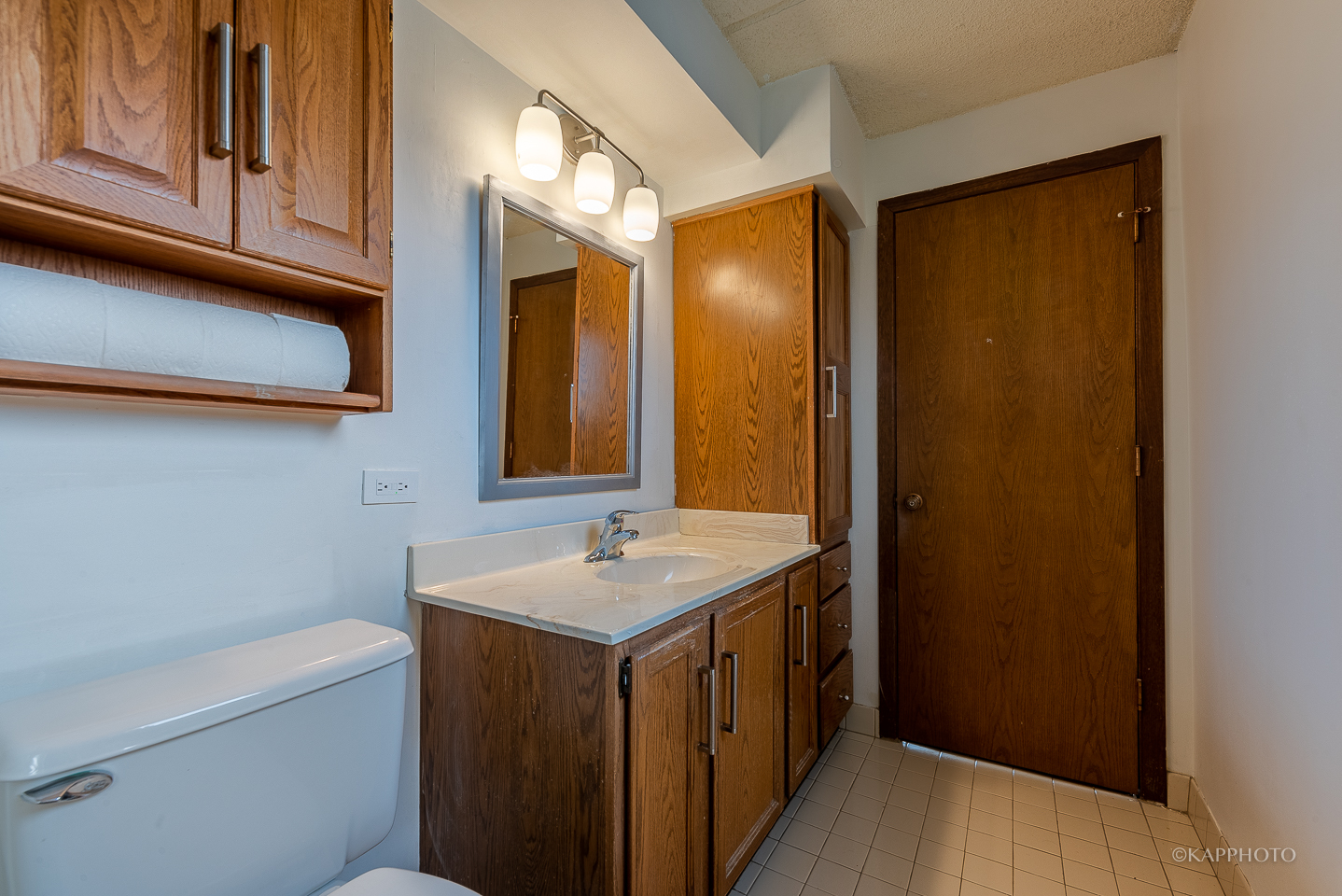 6300 W Montrose Avenue Unit: 201