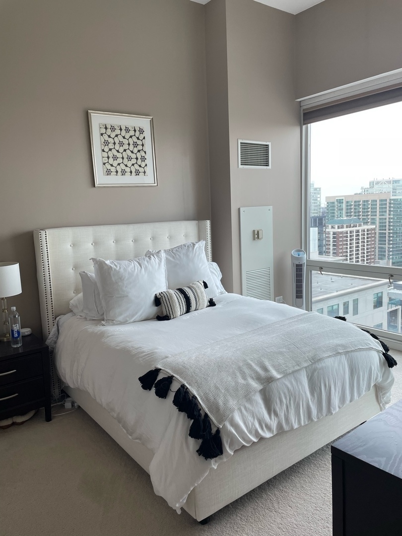 757 N Orleans Street Unit: 2110