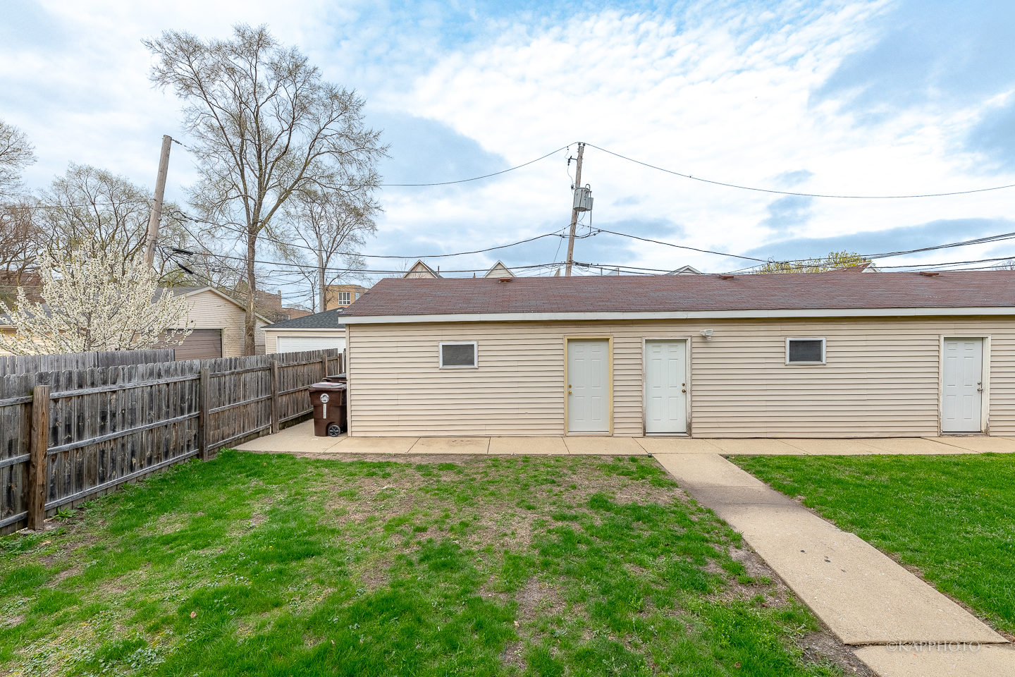 4507 S Lake Park Avenue Unit: 1N
