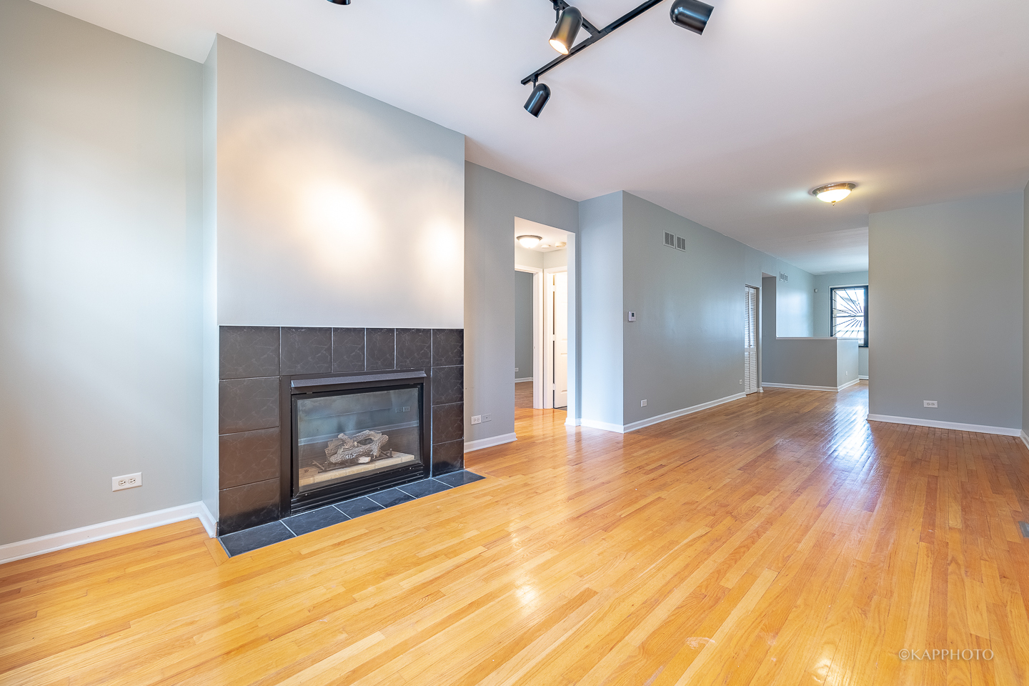 4507 S Lake Park Avenue Unit: 1N