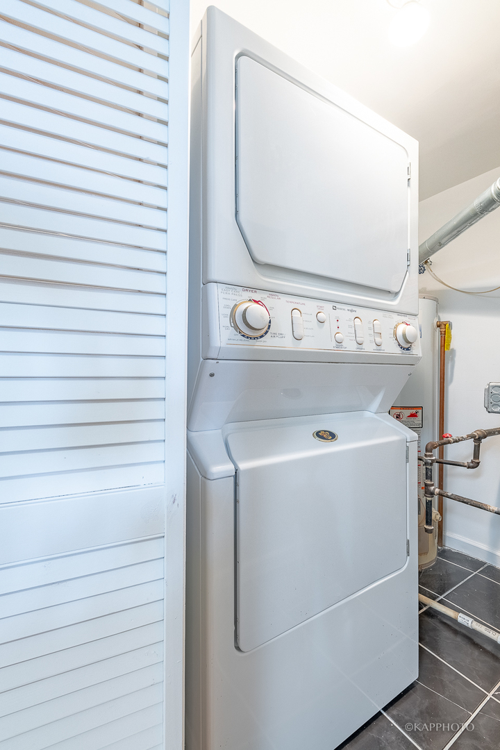 4507 S Lake Park Avenue Unit: 1N