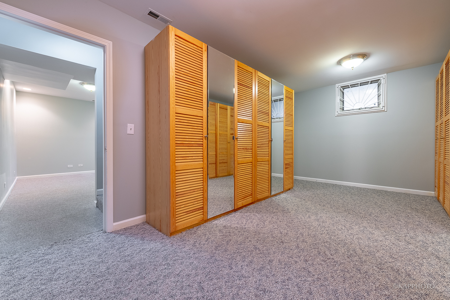 4507 S Lake Park Avenue Unit: 1N