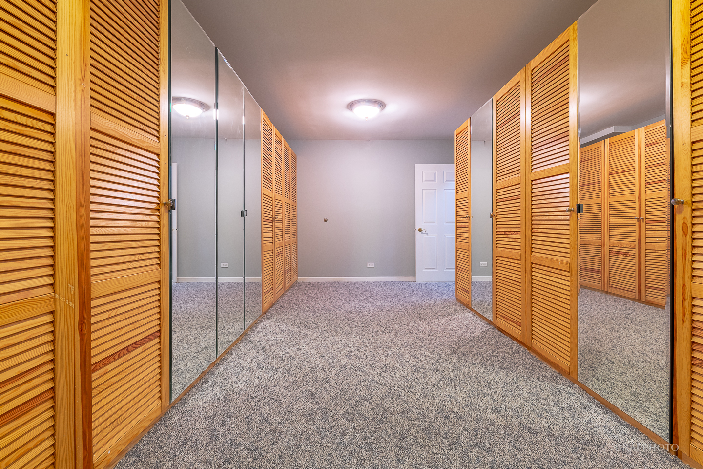 4507 S Lake Park Avenue Unit: 1N