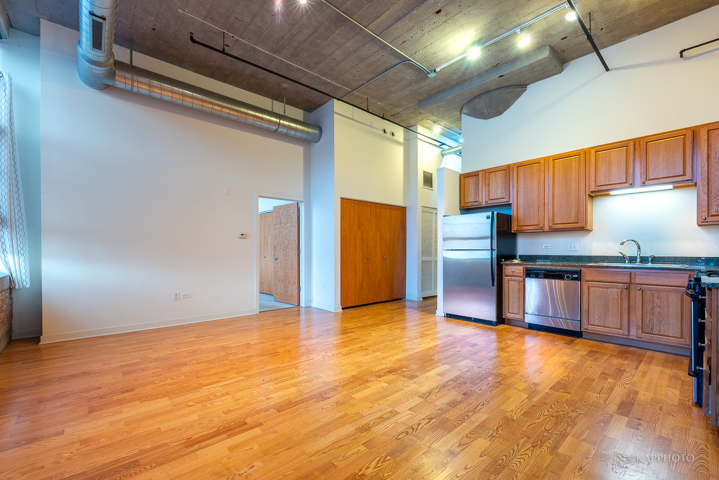 3963 W Belmont Avenue Unit: 104