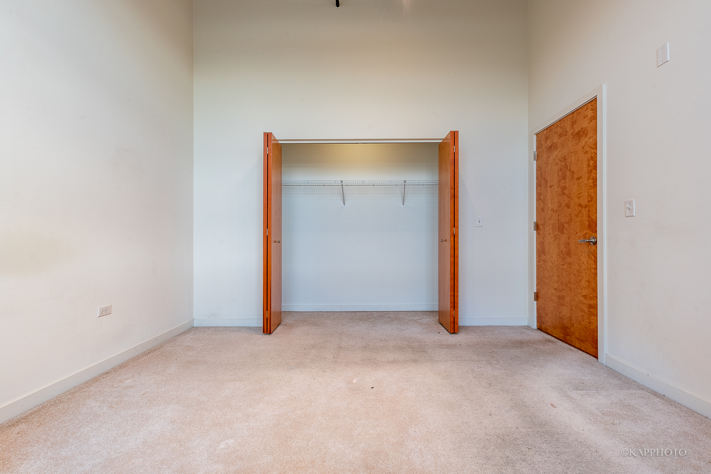 3963 W Belmont Avenue Unit: 104