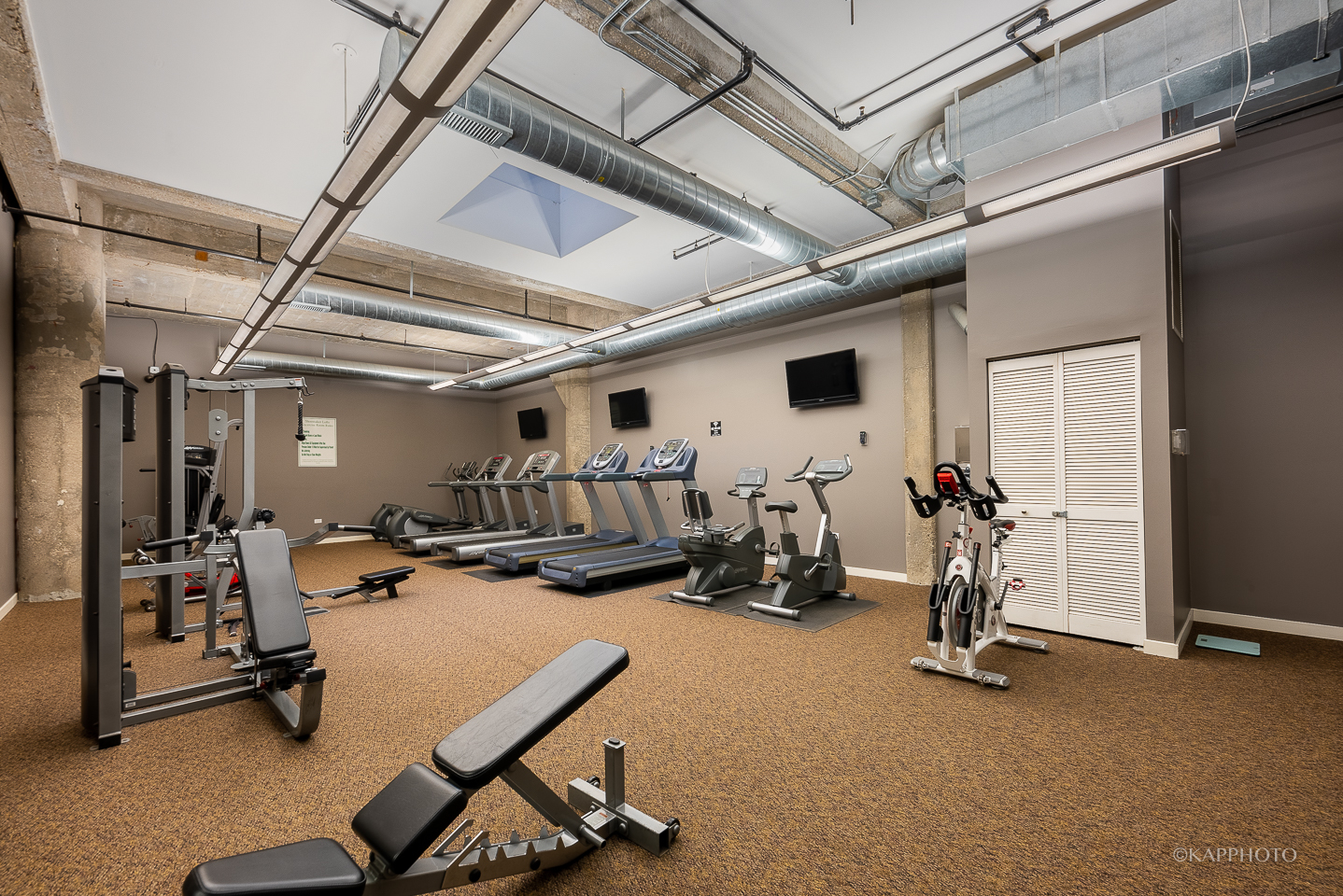 3963 W Belmont Avenue Unit: 104