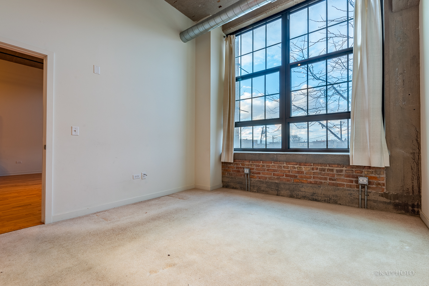 3963 W Belmont Avenue Unit: 104