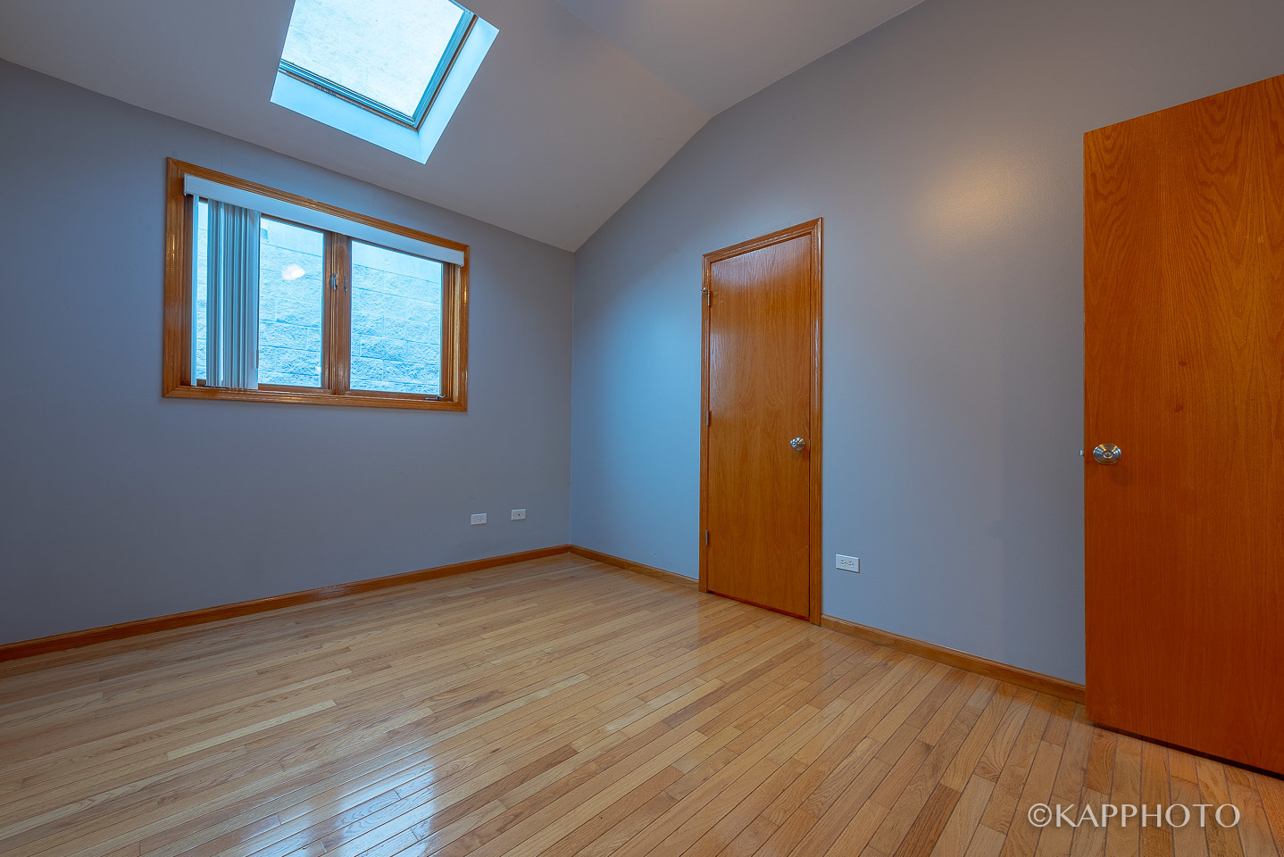 741 S Claremont Avenue Unit: 3