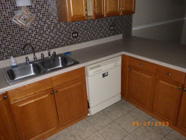 6737 S Merrill Avenue Unit: 1N