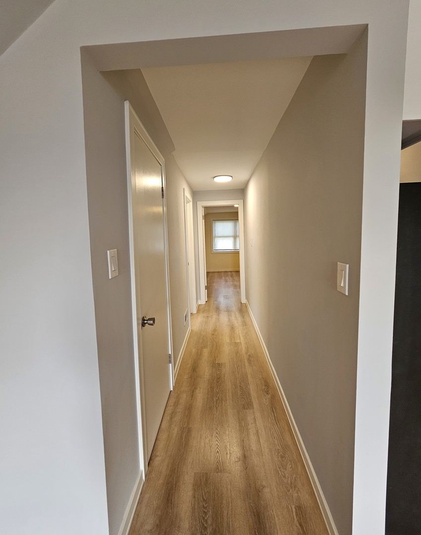 5329 S Narragansett Avenue