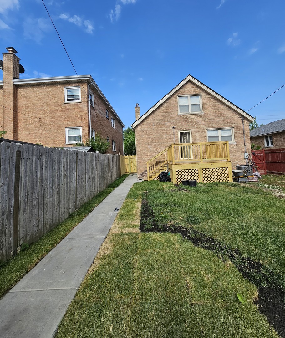 5329 S Narragansett Avenue