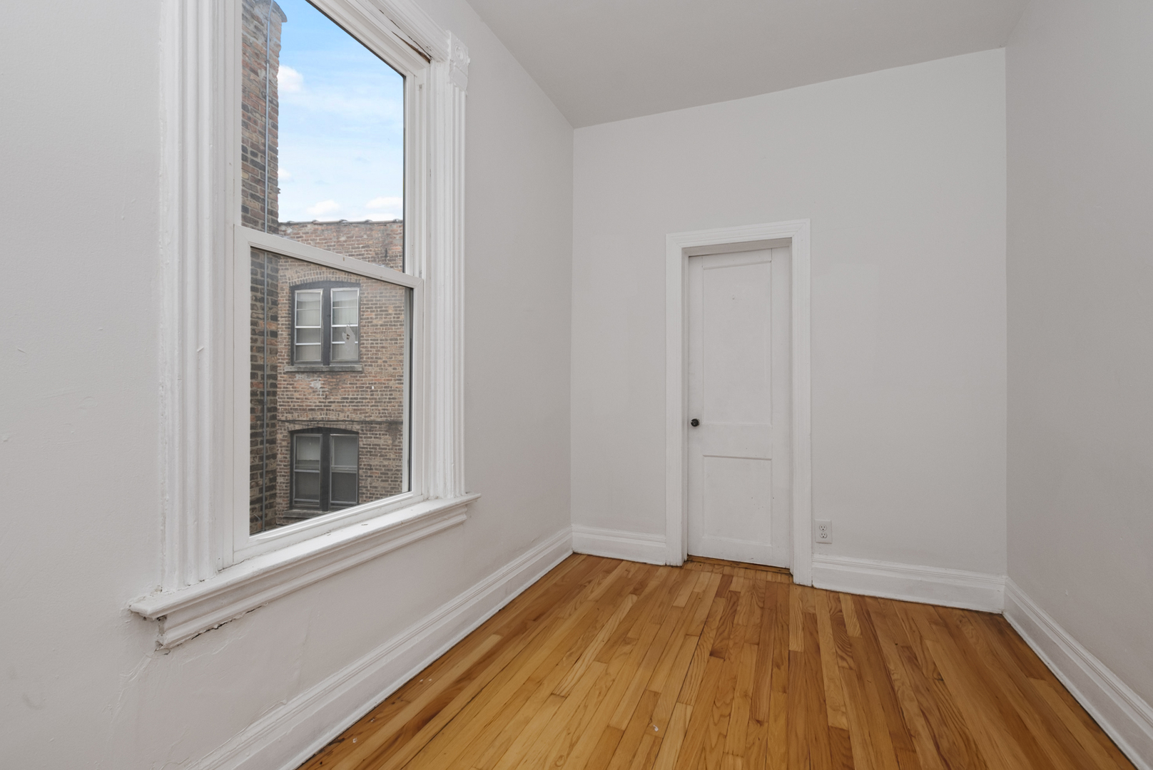 8854 S Dauphin Avenue