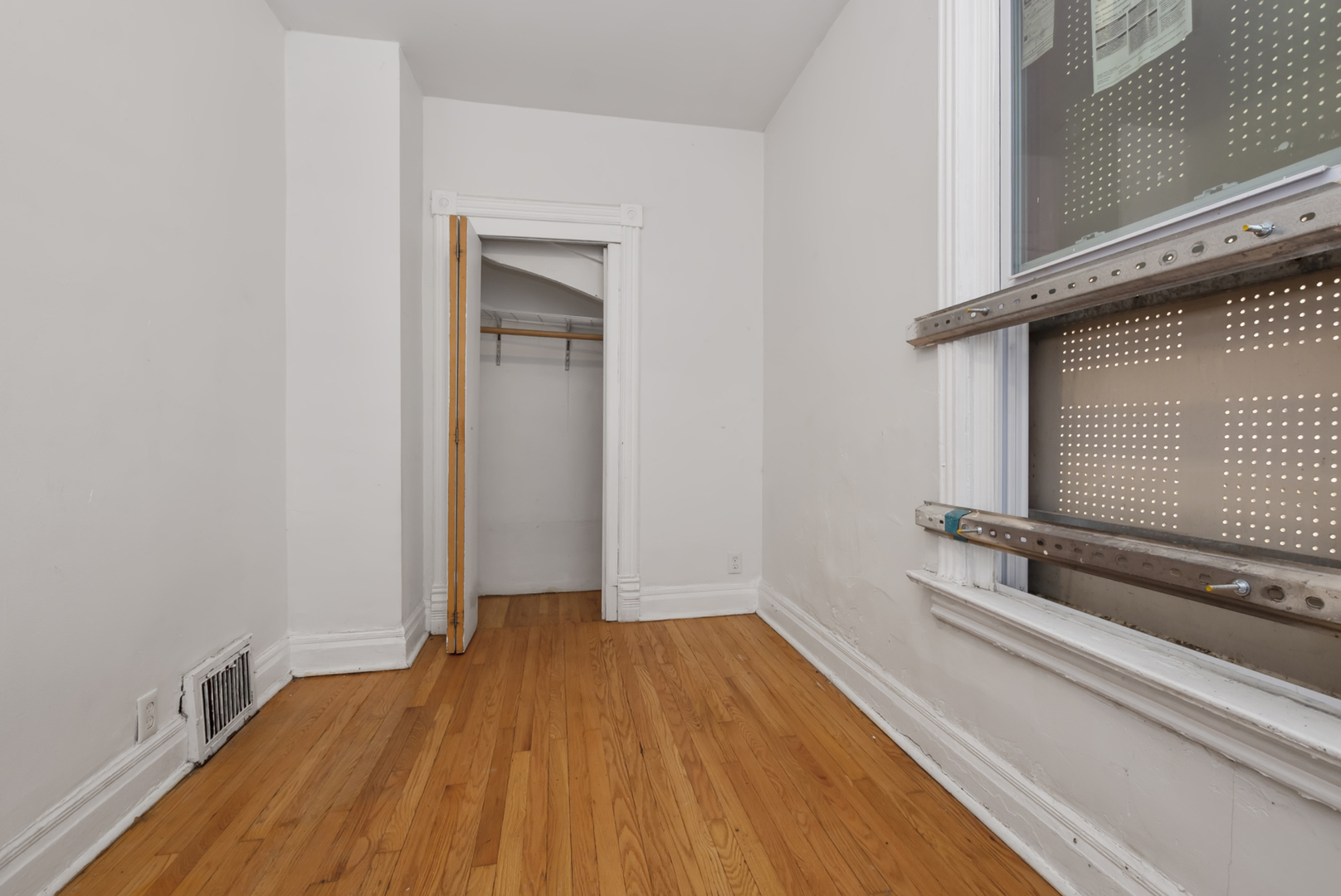 8854 S Dauphin Avenue